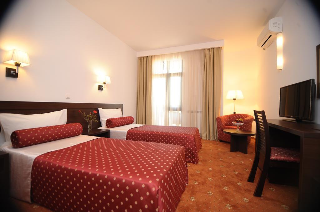 Mon Jardin Hotel 4*